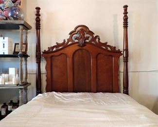 ANTIQUE SUMMERTIME/WINTERTIME BED