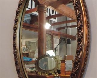 VINTAGE OVAL MIRROR