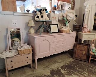 ANTIQUE CHESTS AND CHILDREN'S ITEMS