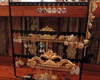 COSTUME JEWELRY AND EARRINGS