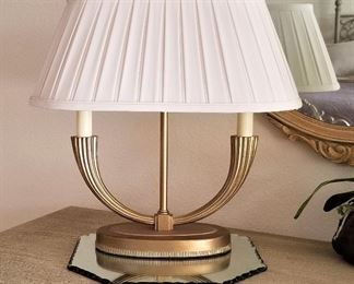Mid-century modern lamp. Wonderful!!!