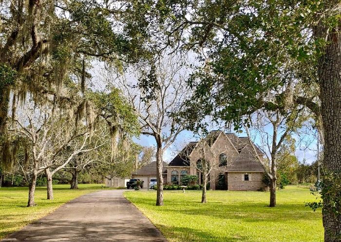 Beautiful 3200+ Sq Ft Home located on 4 Acres along the Brazos River 