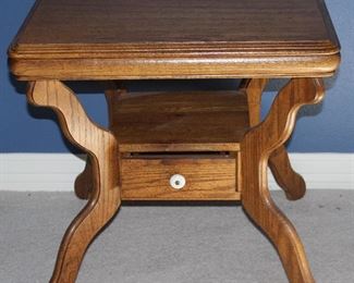 Pulaski Furniture Co. Oak Occasional Table w/center small drawer.  (24” 24”x24”)”