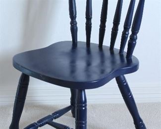 Vintage Colonial Style Turned Spindle Back Side Chair w/Black Paint