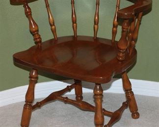 Ethan Allen Maple/Birch Vintage Captain Chair