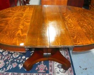 Oak Hastings Empire Dining Table