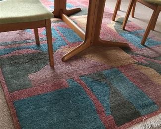 **Best Offer** Table $575 w 4 chairs 40w x 64 1/2”L plus 2 hidden leaves ea 19.5” makes it 104”
