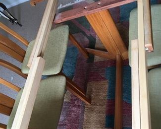 Table interior where leaves stored