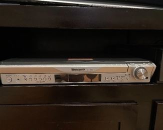 Panasonic SA-HT740 5 Disc Player