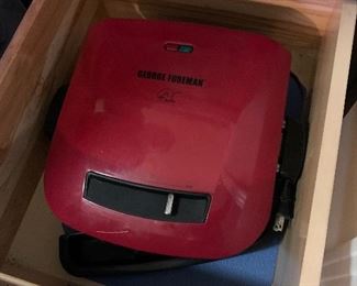 George Foreman Grill and other kitchen items
