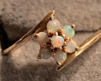 7 stone opal 10K Truglo