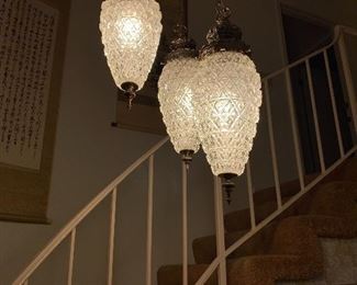Several original fixtures in the house can be sold! 1972 COOL! Hanging pendants, chandeliers & sconces!