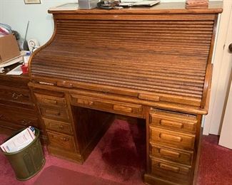 A beautiful antique rolltop desk!