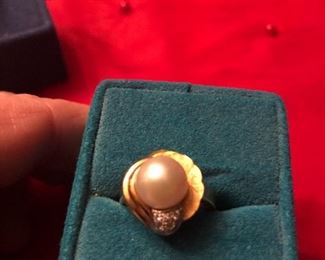 18k gold pearl  & diamond ring -approx size 6.75-7 very unique and great quality- clearly marked 750 and 18k - price $399