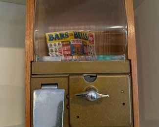 Victor BABY GRAND Counter Top Gumball Machine