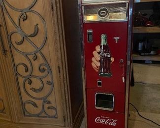 Vintage COCA-COLA Cavalier C-55E Vending Machine - in Working Condition
