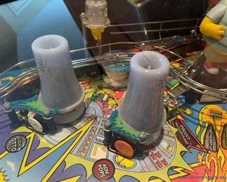 THE SIMPSONS Pinball Party Pinball Machine by STERN - In Excellent Condition  