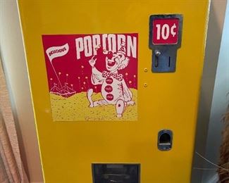 Vintage 10¢ Popcorn Vending Machine