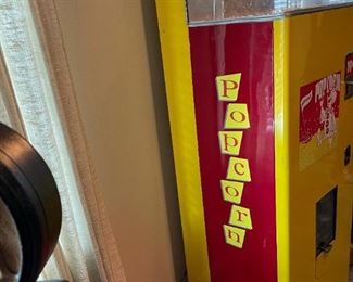 Vintage 10¢ Popcorn Vending Machine