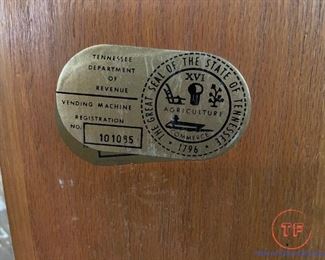 Victor BABY GRAND Counter Top Gumball Machine