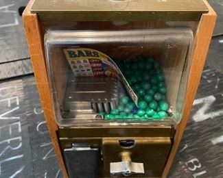 Victor BABY GRAND Counter Top Gumball Machine
