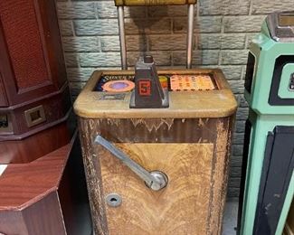 Antique 1940's O.D. JENNINGS 5¢ Silver Moon Console Slot Machine