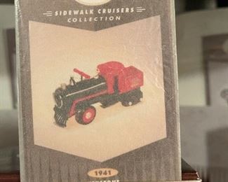 Hallmark Sidewalk Cruisers Collection