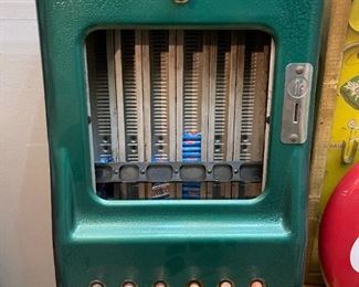 Stoner/Gum Candy Vending Machine 
