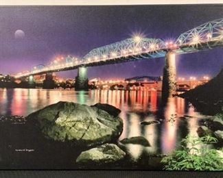 Title Walnut Street Bridge
Mfg/Artist: Kenneth Wiggins
Type Print
Dimensions 36"W x 24"H
Located in: Chattanooga, TN
**Sold as is Where is**