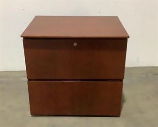 Located in: Chattanooga, TN
2 Drawer Lateral Filing Cabinet
Size (WDH) 30"Wx24"Dx29"H
No key
**Sold As Is Where is**

SKU: M-8-A
