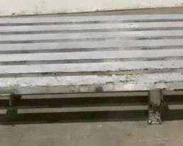 Located in: Chattanooga, TN
Aluminum Dunnage Rack
Size (WDH) 58"W X 31"D X 6 1/2"H
*Missing Legs*
*Sold As Is Where Is*