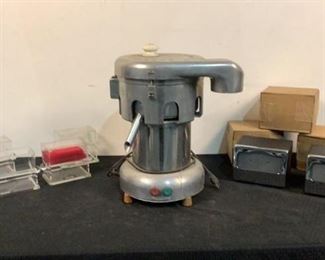 Located in: Chattanooga, TN
Juicer, Straw / Napkin Dispensers
Juicer
MFR -Omcan FMA
Model - J110
Serial # 99C1C37
V - 110, Hz - 60, A - 9.3, HP - 0.75, Single Phase
Tested - Powers On
(4) Straw Dispenser
MFR - Update
Model - SSD-AC

(5) Napkin Dispensor
*Sold As Is Where Is*