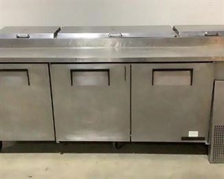 Located in: Chattanooga, TN
MFG True
Model TPP-93
Ser# 1-3601320
Power (V-A-W-P) 115V - 60Hz - 1P
Pizza Prep Table w/ Refrigerated Base
Size (WDH) 93-1/4"W x 32-1/4"D x 42"H

**Sold as is Where is**