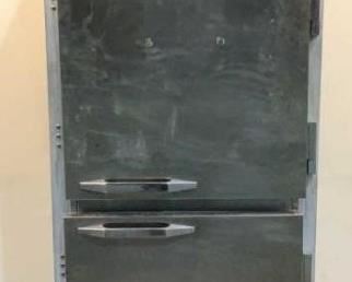 Located in: Chattanooga, TN
MFG Randell
Model 2010M
Ser# T37243-1
Power (V-A-W-P) V - 115, Hz - 60, A - 6.9, Single Phase
Reach In Refrigerator
*Sold As Is Where*
Tested - Works