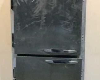 Located in: Chattanooga, TN
MFG Randell
Model 2010M
Ser# T39431-1
Power (V-A-W-P) V - 115, Hz - 60, A - 6.9, Single Phase
Reach In Refrigerator
*Sold As Is Where*
Tested - Works