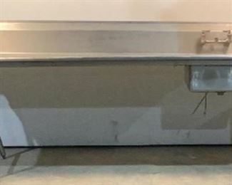 Located in: Chattanooga, TN
MFG Advance Tabco
Stainless Steel Sink
Size (WDH) 95-1/2"W x 30-1/2"D x 38"H
Sink Size - 20"W x 20"D x 8"H

**Sold as is Where is**