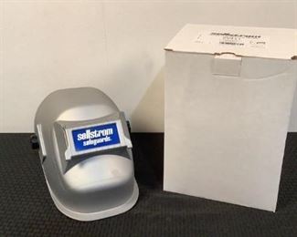 Located in: Chattanooga, TN
Condition Unused
MFG Sellstrom
Model 29411
Super Slim Welding Helmet
**Sold as is Where is**