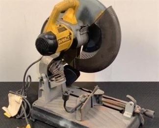 Located in: Chattanooga, TN
MFG DeWalt
Model DW872
Power (V-A-W-P) 120 Volts
14" Multi Cutter Saw
**Sold as is Where is**
Tested Works
