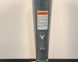 Located in: Chattanooga, TN
MFG Universal Tool
Model UT9220-1
3" Air Mover
Size (WDH) 32-1/4"
Long Cone With Clip
150 Max PSI
**Sold as is Where is**
Unable To Test
