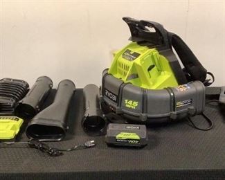 Located in: Chattanooga, TN
Condition "Unused, Overstock"
MFG Ryobi
Model RY40404
Ser# EU19096N200464
Power (V-A-W-P) 40V
Cordless Backpack Blower
145 MPH
Battery Powered
*Battery And Charger Included*
**Sold as is Where is**

SKU: I-B
Tested - Works