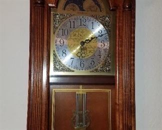 Howard Miller Dutch Chime wall clock