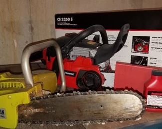 Much tools and outdoor items