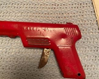 VINTAGE TOY GUN