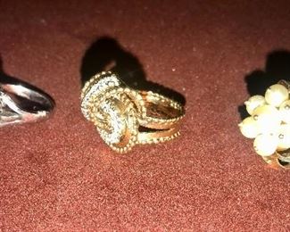 14k & 18k gold rings