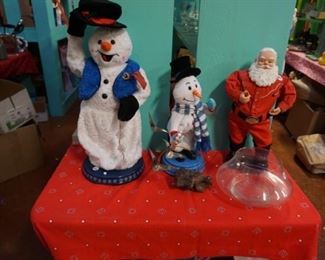 Snowmen and Cowboy Santa