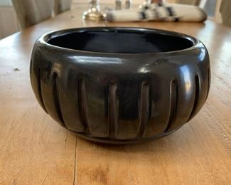 **Now $250** $495 Vintage Mary Singer (Santa Clara 1936 - ) 7 1/2" diameter pot