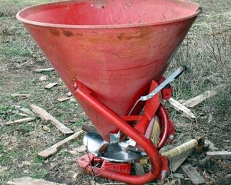 Cosmo Fertilizer Spreader Model P