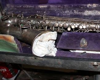 C.G. Conn LTD Elkhart Saxophone, Complete In Case 