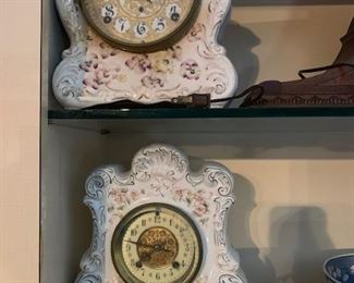 Tons of clocks