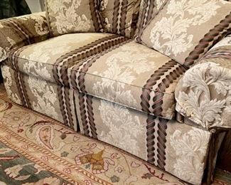 Sofa and Loveseat like new and very comfortable